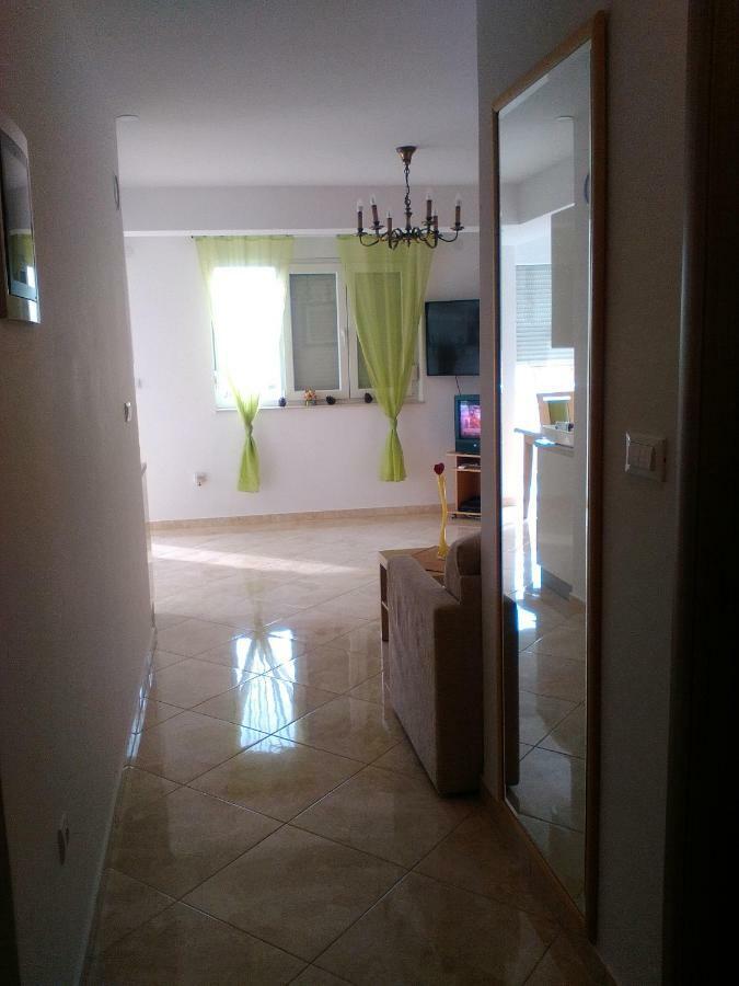 Apartament M & E Vodice Exterior foto