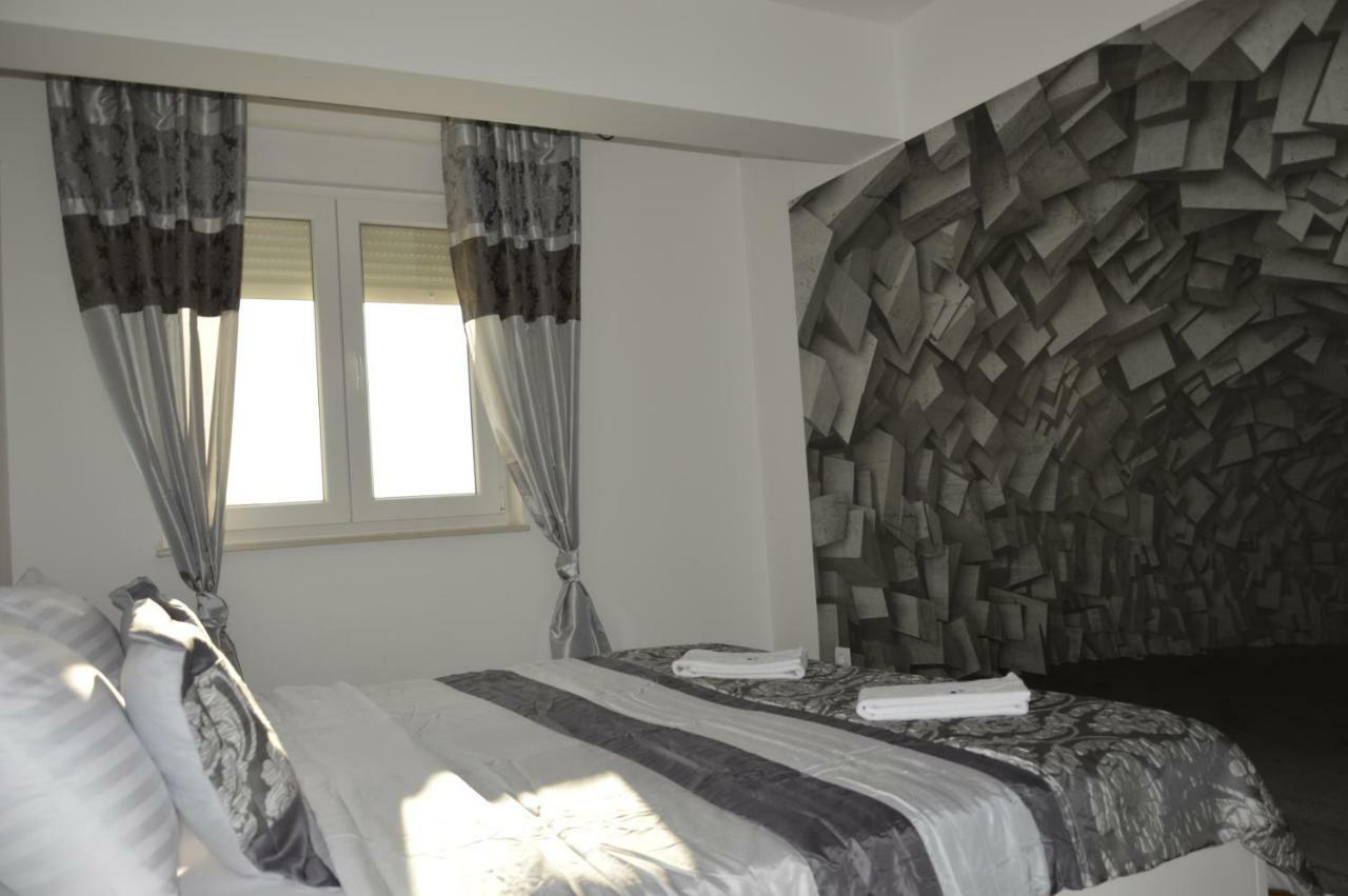 Apartament M & E Vodice Exterior foto